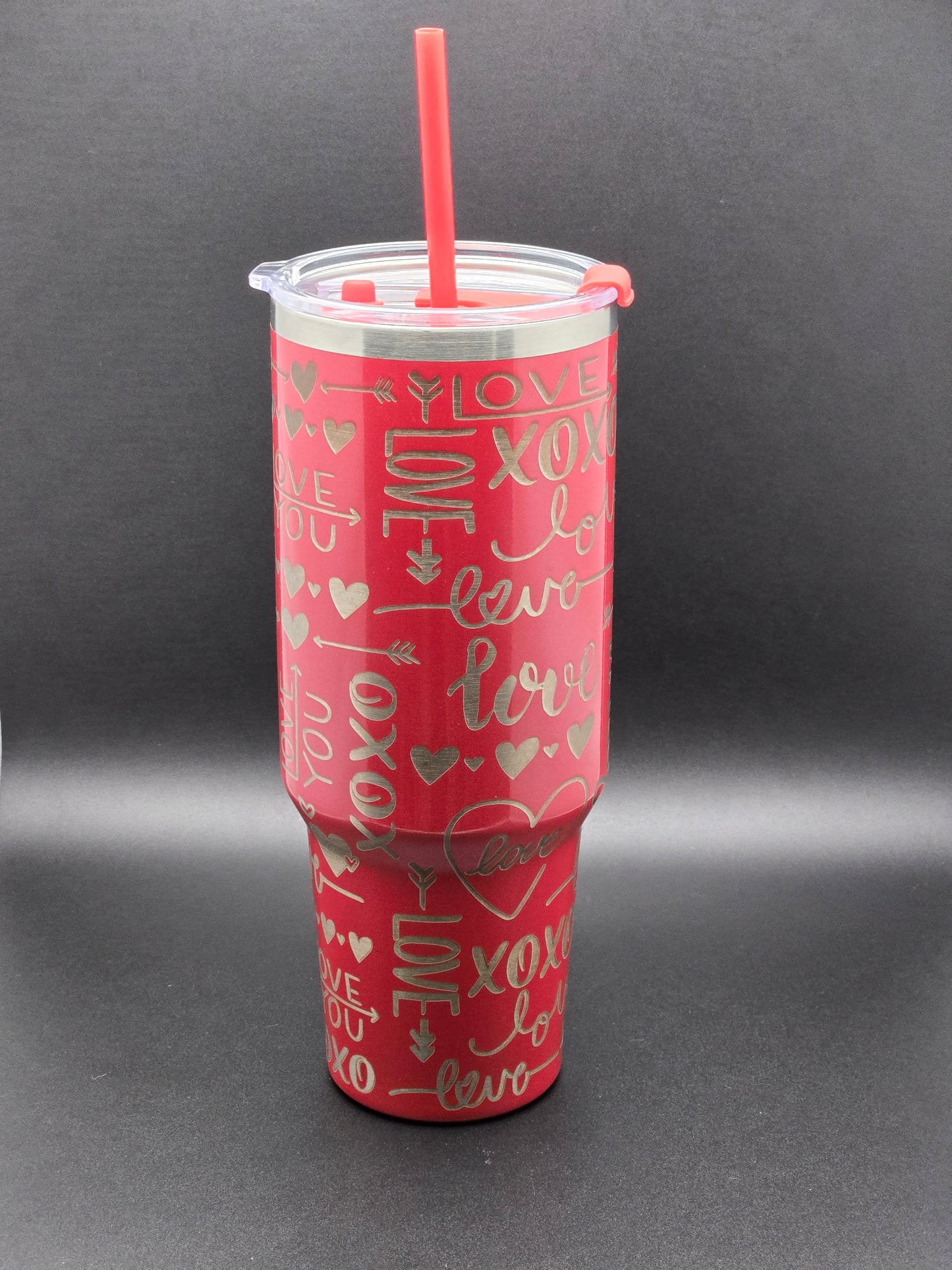 40oz Engraved Love XOXO Tumbler